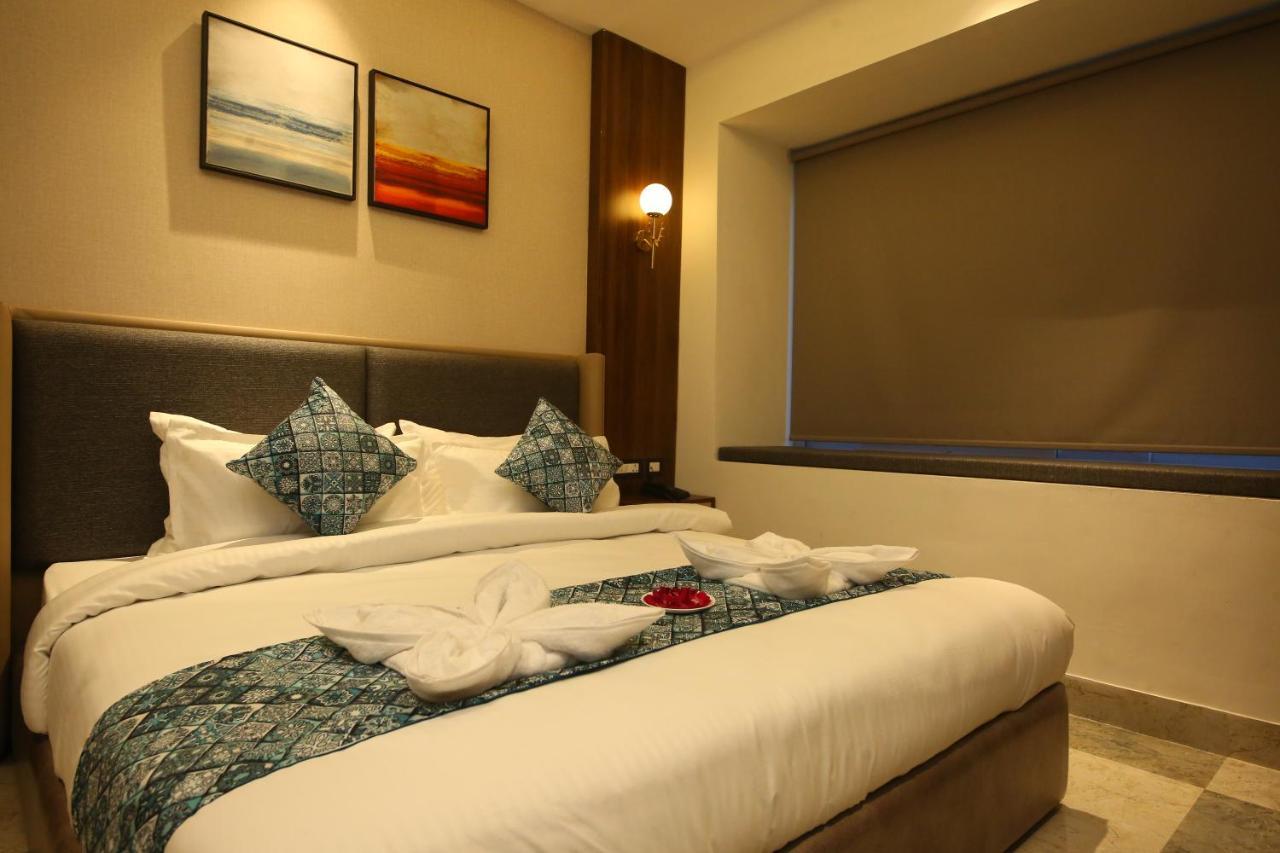 רישיקש Hotel Dream Inn מראה חיצוני תמונה