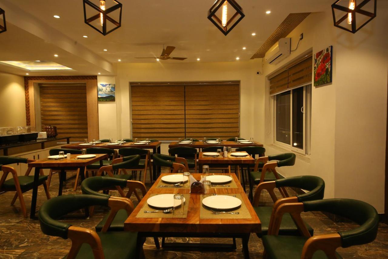 רישיקש Hotel Dream Inn מראה חיצוני תמונה